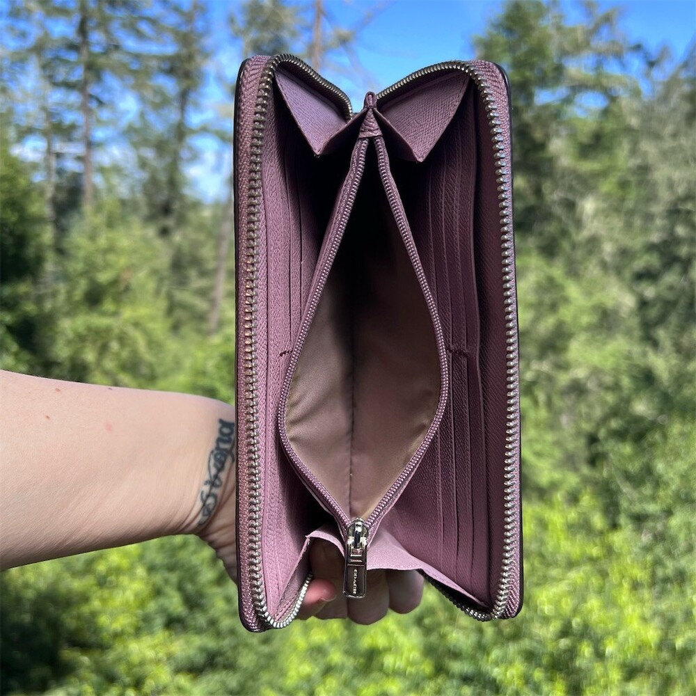 COACH Long Zip-Around Wallet Purple Crossgrain Leather w Gold Hardware AUTHENTIC - Picture 5 of 12